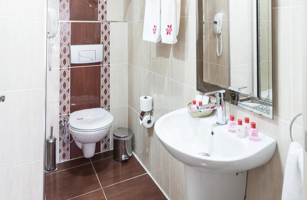 Cosmos Hotel Istanbul Luaran gambar