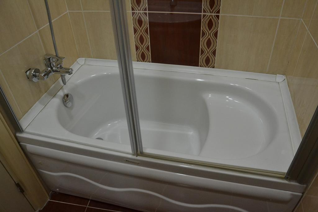 Cosmos Hotel Istanbul Bilik gambar